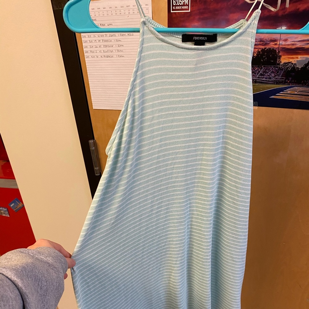 Striped dress with cute straps. Forever 21